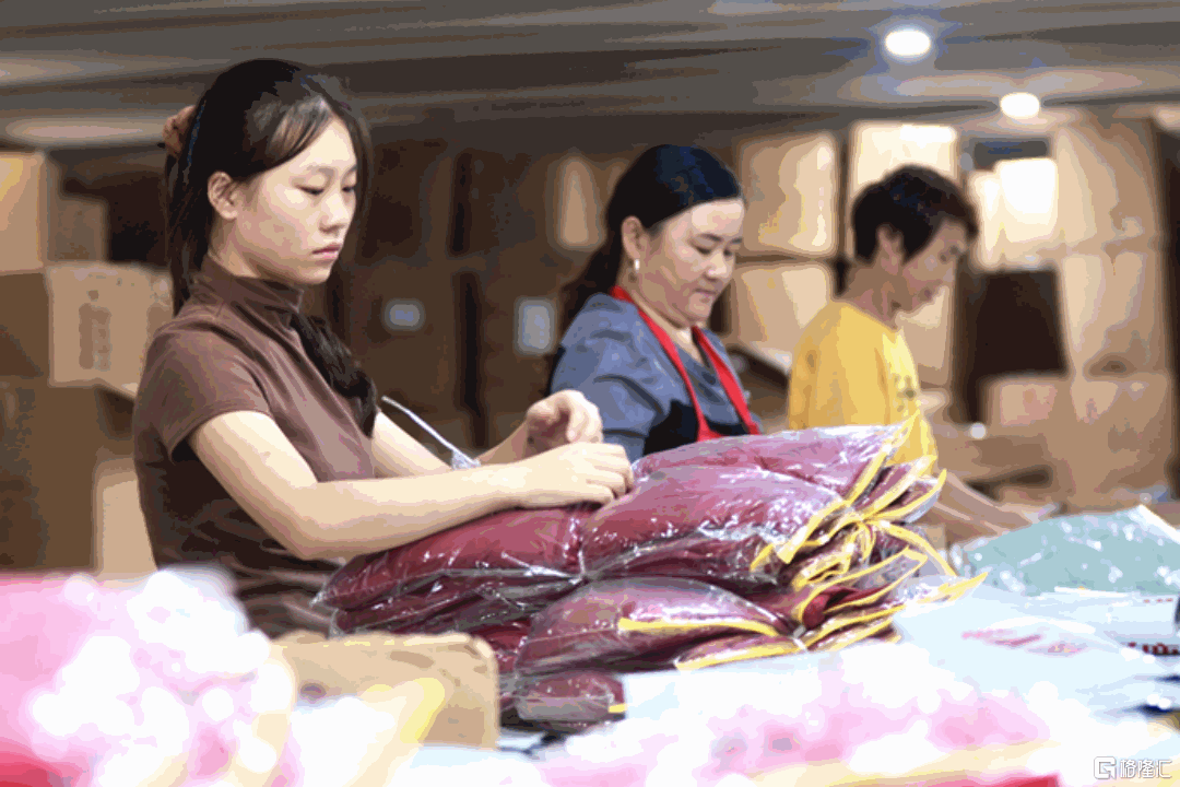 拼多多“千亿扶持”落地半年	，“包邮区”持续扩大，更多地区享受便利网购服务